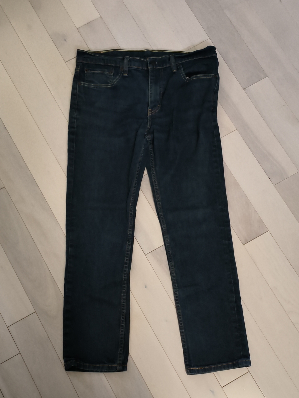 Levi's Straight Fit Dark Blue Jeans